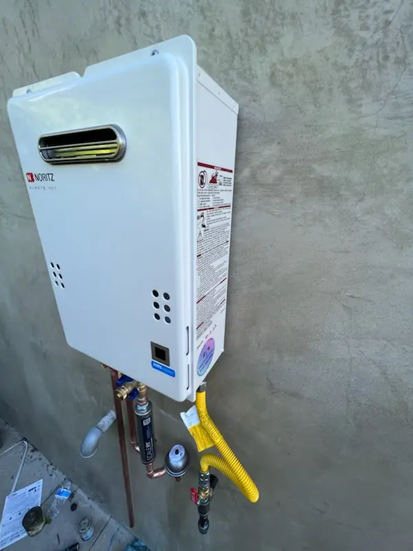 Tankless water heater installation for Pamona Park homes
